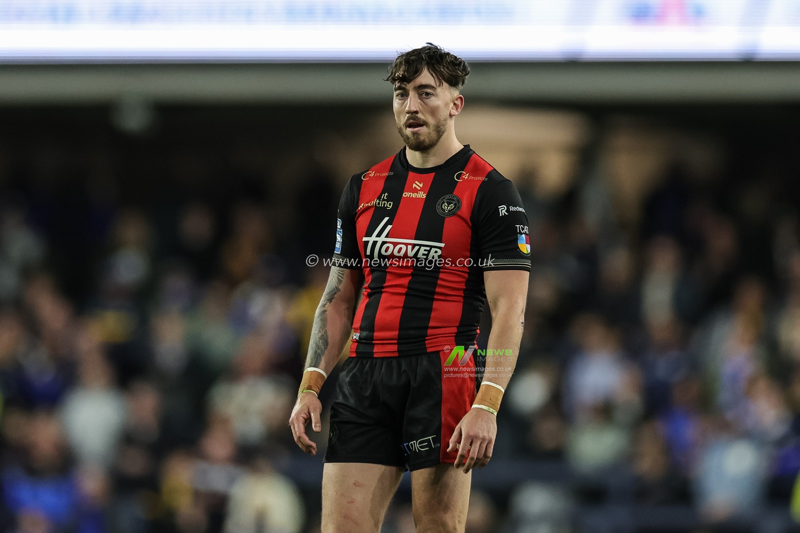 Matty Ashton of Warrington Wolves during the Betfred Super League Play-off Semi-Final match Leeds Rhinos vs Warrington Wolves at AMT Headingley Stadium, Leeds, United Kingdom on 25 September 2026

(Photo by Mark Cosgrove/News Images)
