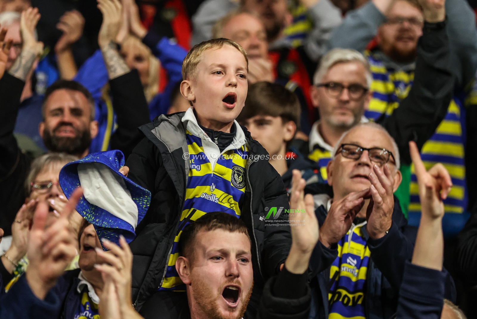 Betfred Super League Play-off Semi-Final Leeds Rhinos v Warrington Wolves