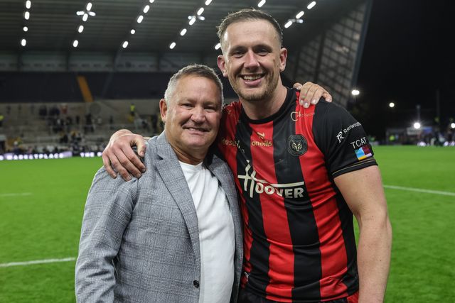 Stuart Middleton Warrington chairman and Ben Currie of Warrington Wolves during the Betfred Super League Play-off Semi-Final match Leeds Rhinos vs Warrington Wolves at AMT Headingley Stadium, Leeds, United Kingdom on 25 September 2026

(Photo by Mark Cosgrove/News Images)