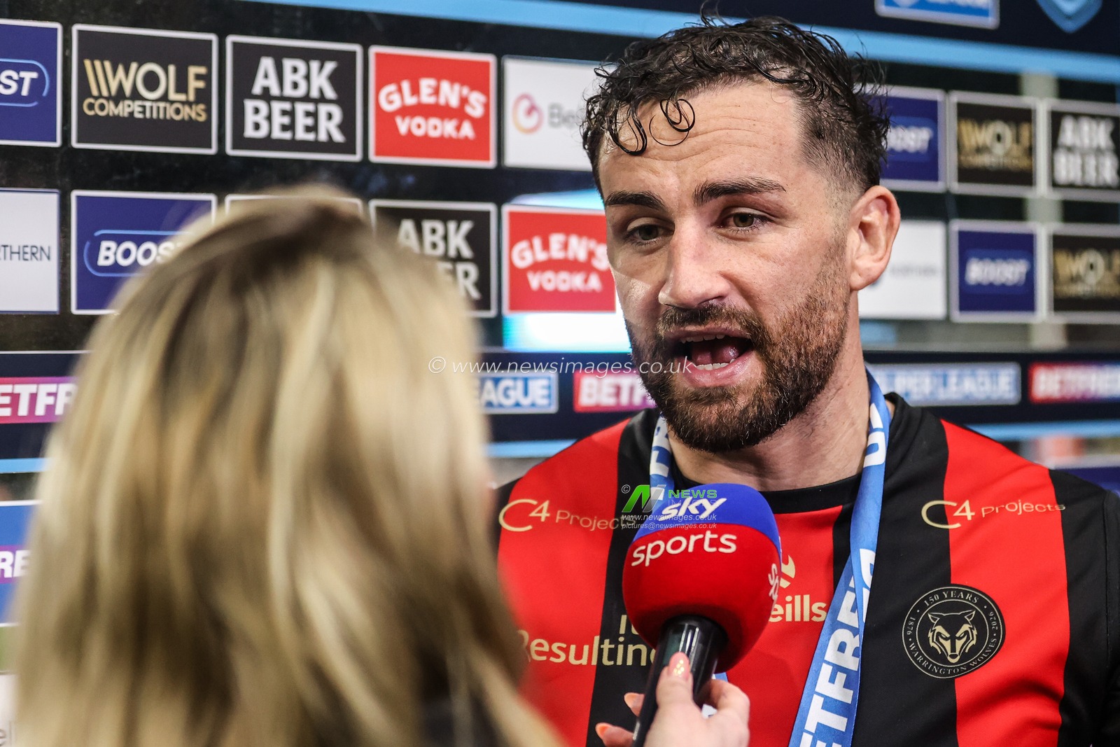 Toby King of Warrington Wolves is interviewed by Sky Sports after the game during the Betfred Super League Play-off Semi-Final match Leeds Rhinos vs Warrington Wolves at AMT Headingley Stadium, Leeds, United Kingdom on 25 September 2026

(Photo by Alfie Cosgrove/News Images)