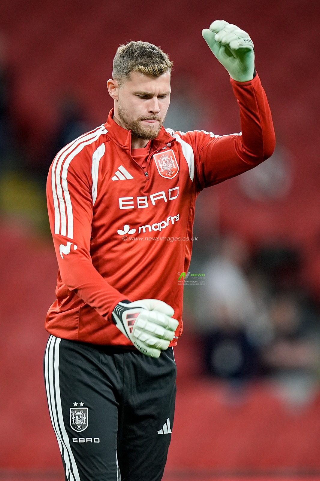Spain goalkeeper Josep Martínez in the pregame warmup session  during the UEFA Nations League match England vs Spain at Wembley Stadium, London, United Kingdom on 26 September 2026

(Photo by Maynard Manyowa/News Images)