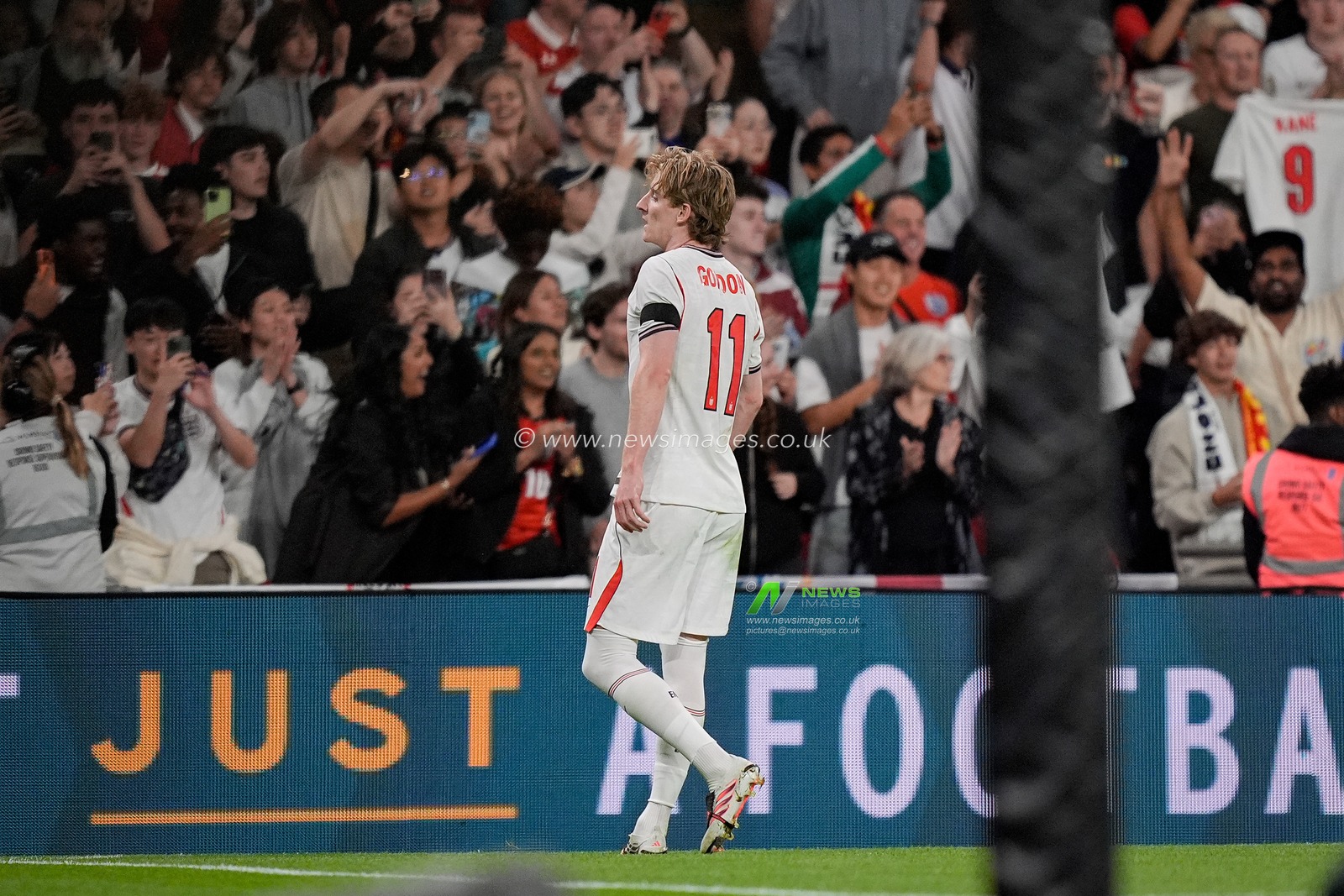 Anthony Gordon of England celebrates his goal to make it  1-1 during the UEFA Nations League match England vs Spain at Wembley Stadium, London, United Kingdom on 26 September 2026

(Photo by Maynard Manyowa/News Images)