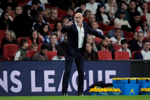 Luis de la Fuente manager of Spain gives his team instructions  during the UEFA Nations League match England vs Spain at Wembley Stadium, London, United Kingdom on 26 September 2026

(Photo by Maynard Manyowa/News Images)