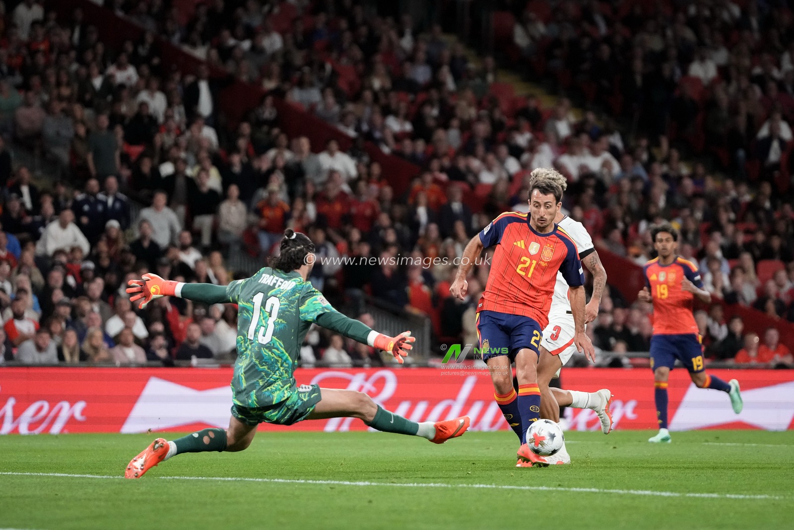 Mikel Oyarzabal of Spain scores to make it  2-3 during the UEFA Nations League match England vs Spain at Wembley Stadium, London, United Kingdom on 26 September 2026

(Photo by Maynard Manyowa/News Images)