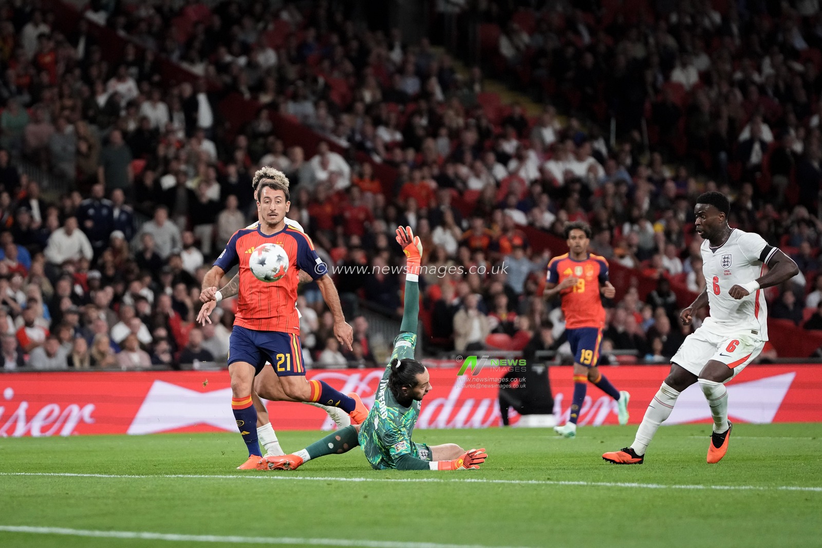 Mikel Oyarzabal of Spain scores to make it  2-3 during the UEFA Nations League match England vs Spain at Wembley Stadium, London, United Kingdom on 26 September 2026

(Photo by Maynard Manyowa/News Images)