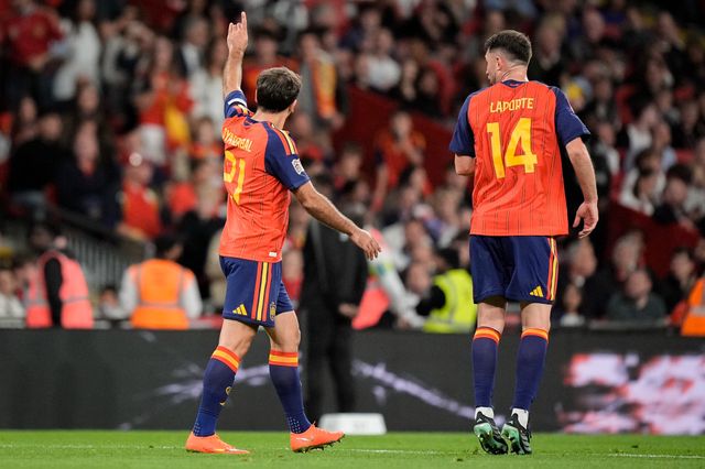 Spain goalkeeper Unai Simón celebrates his goal to make it   2-3 during the UEFA Nations League match England vs Spain at Wembley Stadium, London, United Kingdom on 26 September 2026

(Photo by Maynard Manyowa/News Images)