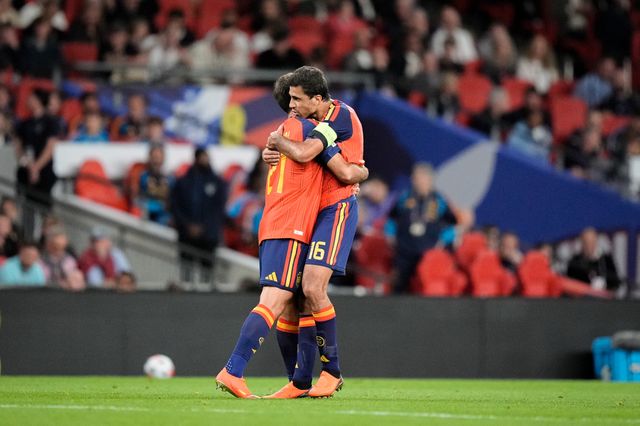 Spain goalkeeper Unai Simón celebrates his goal to make it   2-3 Rodri of Spain  during the UEFA Nations League match England vs Spain at Wembley Stadium, London, United Kingdom on 26 September 2026

(Photo by Maynard Manyowa/News Images)