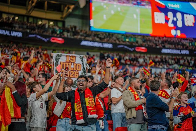 Spanish fans celebrate Mikel Oyarzabal of Spain scoring to make it 2-3 during the UEFA Nations League match England vs Spain at Wembley Stadium, London, United Kingdom on 26 September 2026

(Photo by Maynard Manyowa/News Images)