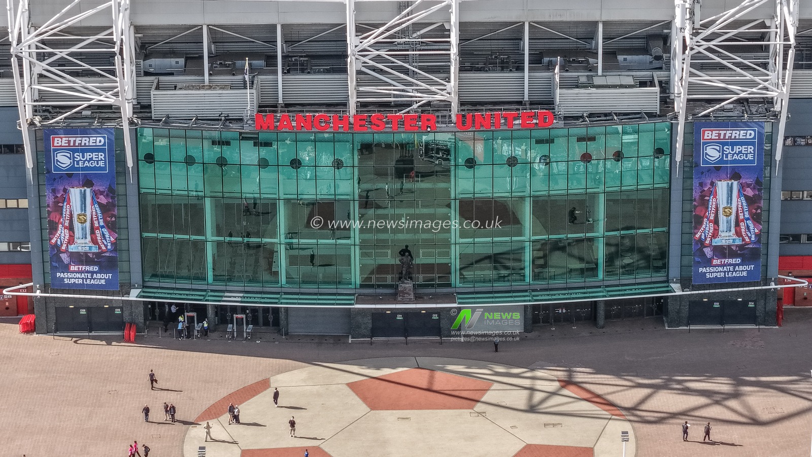 An aerial view of of Old Trafford ahead of the Betfred Super League Grand Final match Warrington Wolves vs Wakefield Trinity at Old Trafford, Manchester, United Kingdom on 03 October 2026

(Photo by Mark Cosgrove/News Images)