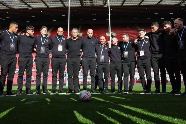 Sam Burgess manager of Warrington Wolves holds his pre-game team talk during the Betfred Super League Grand Final match Warrington Wolves vs Wakefield Trinity at Old Trafford, Manchester, United Kingdom on 03 October 2026

(Photo by Mark Cosgrove/News Images)