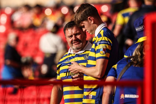 Warrington Wolves fans arrive ahead of the Betfred Super League Grand Final match Warrington Wolves vs Wakefield Trinity at Old Trafford, Manchester, United Kingdom on 03 October 2026

(Photo by Alfie Cosgrove/News Images)