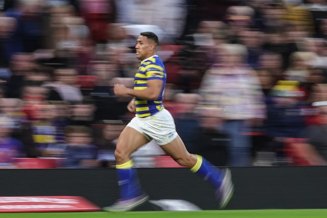 Albert Hopoate of Warrington Wolves in action during the Betfred Super League Grand Final match Warrington Wolves vs Wakefield Trinity at Old Trafford, Manchester, United Kingdom on 03 October 2026

(Photo by Mark Cosgrove/News Images)