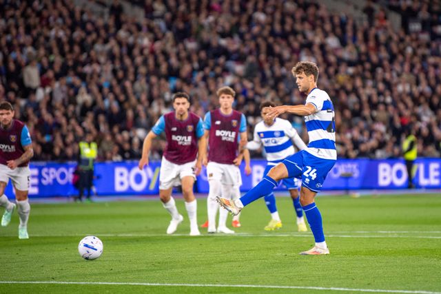 Nicolas Madsen of QPR takes a penalty kick and scores to give QPR  the lead 1-0 during the Sky Bet Championship match West Ham United vs Queens Park Rangers at London Stadium, London, United Kingdom on 09 October 2026

(Photo by Mike Turner/News Images)
