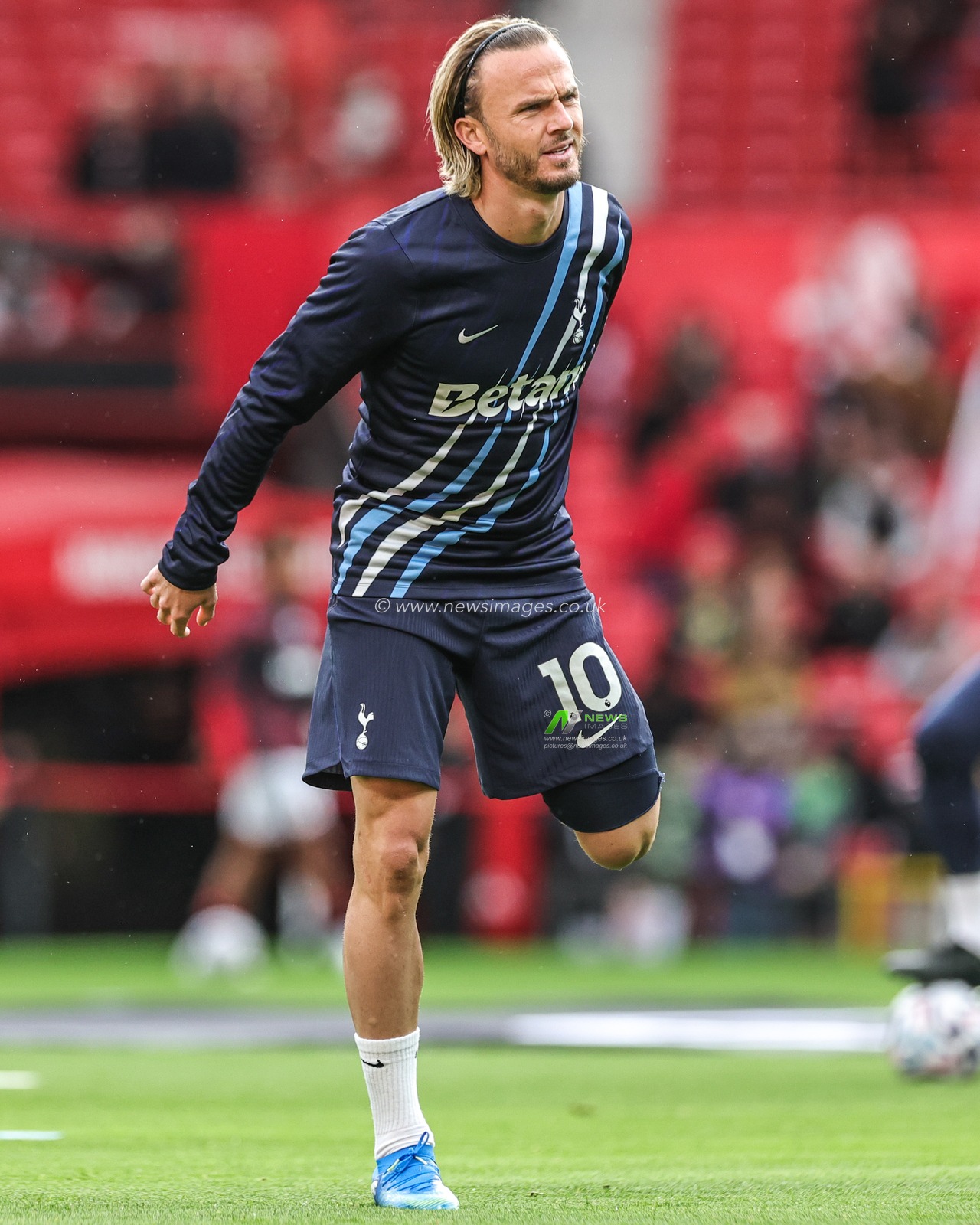 James Maddison of Tottenham Hotspur in the pregame warmup session during the Premier League match Manchester United vs Tottenham Hotspur at Old Trafford, Manchester, United Kingdom on 10 October 2026

(Photo by Mark Cosgrove/News Images)