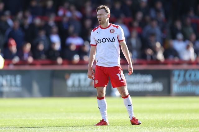 Dan Kemp of Stevenage during the Sky Bet League One match Stevenage vs Wigan Athletic at Lamex Stadium, Stevenage, United Kingdom on 10 October 2026

(Photo by Harvey Murphy/News Images)