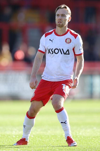 Dan Kemp of Stevenage during the Sky Bet League One match Stevenage vs Wigan Athletic at Lamex Stadium, Stevenage, United Kingdom on 10 October 2026

(Photo by Harvey Murphy/News Images)