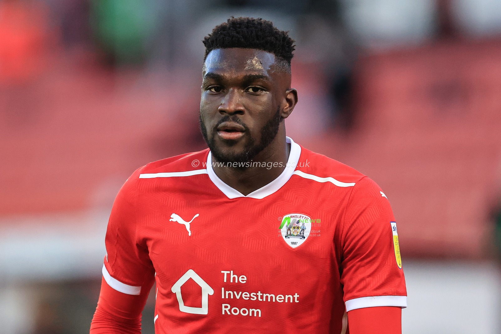 Daryl Dike #10 of Barnsley during the game
