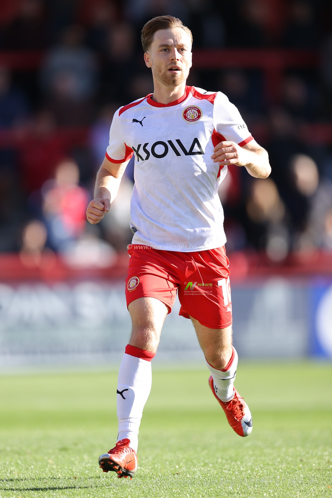 Dan Kemp of Stevenage during the Sky Bet League One match Stevenage vs Wigan Athletic at Lamex Stadium, Stevenage, United Kingdom on 10 October 2026

(Photo by Harvey Murphy/News Images)