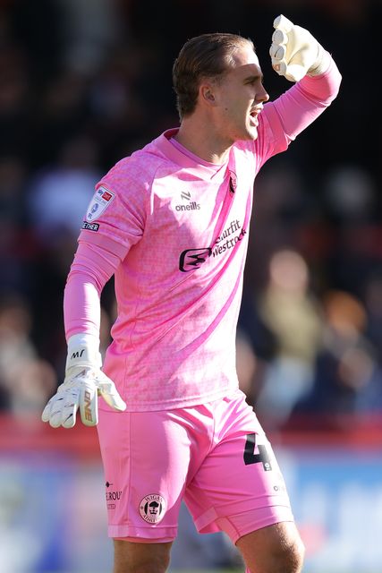 Wigan Athletic goalkeeper Joe Whitworth during the Sky Bet League One match Stevenage vs Wigan Athletic at Lamex Stadium, Stevenage, United Kingdom on 10 October 2026

(Photo by Harvey Murphy/News Images)