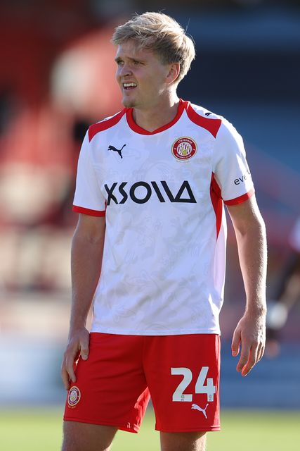 Matt Smith of Stevenage during the Sky Bet League One match Stevenage vs Wigan Athletic at Lamex Stadium, Stevenage, United Kingdom on 10 October 2026

(Photo by Harvey Murphy/News Images)