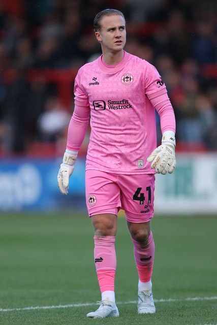 Wigan Athletic goalkeeper Joe Whitworth during the Sky Bet League One match Stevenage vs Wigan Athletic at Lamex Stadium, Stevenage, United Kingdom on 10 October 2026

(Photo by Harvey Murphy/News Images)