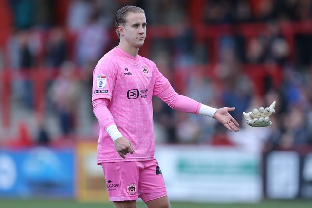 Wigan Athletic goalkeeper Joe Whitworth during the Sky Bet League One match Stevenage vs Wigan Athletic at Lamex Stadium, Stevenage, United Kingdom on 10 October 2026

(Photo by Harvey Murphy/News Images)