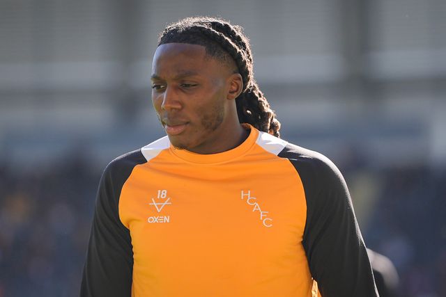 Brooke Norton-Cuffy of Hull City in the pregame warmup session  during the Premier League match Hull City vs Everton at MKM Stadium, Hull, United Kingdom on 11 October 2026

(Photo by Maynard Manyowa/News Images)
