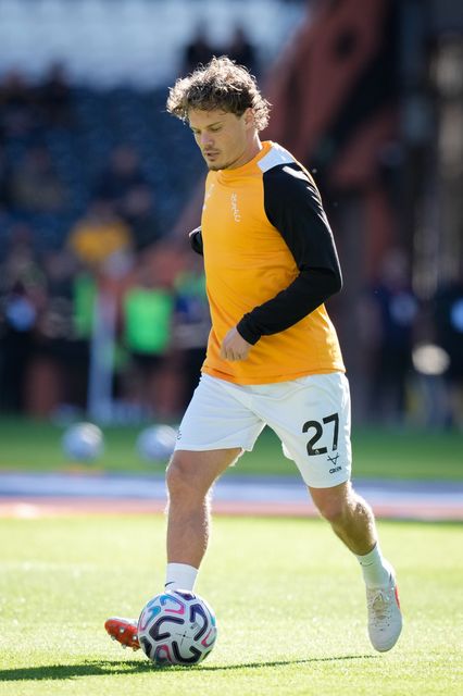 Regan Slater of Hull City in the pregame warmup session  during the Premier League match Hull City vs Everton at MKM Stadium, Hull, United Kingdom on 11 October 2026

(Photo by Maynard Manyowa/News Images)