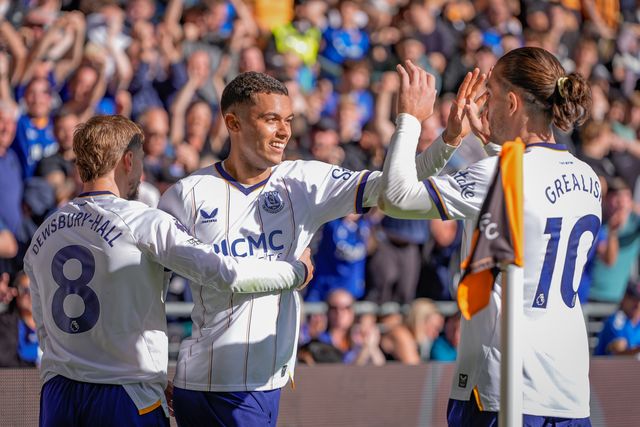 Brennan Johnson of Everton celebrates his disallowed goal to make it  0-0 during the Premier League match Hull City vs Everton at MKM Stadium, Hull, United Kingdom on 11 October 2026

(Photo by Maynard Manyowa/News Images)