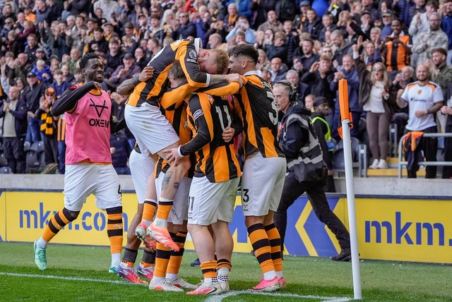 Joe Gelhardt of Hull City celebrates his goal to make it  1-0 during the Premier League match Hull City vs Everton at MKM Stadium, Hull, United Kingdom on 11 October 2026

(Photo by Maynard Manyowa/News Images)