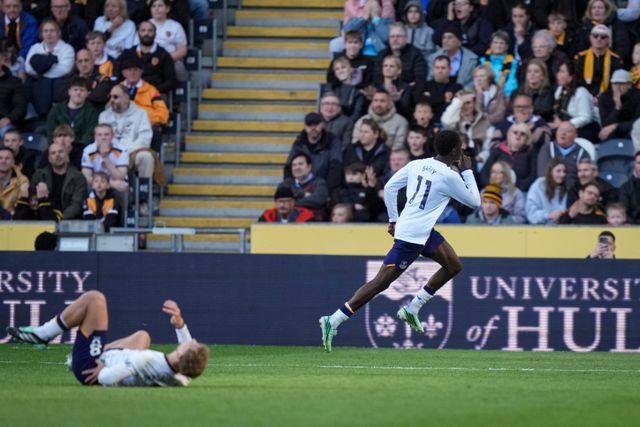 Thierno Barry of Everton \scores to make it  1-2 during the Premier League match Hull City vs Everton at MKM Stadium, Hull, United Kingdom on 11 October 2026

(Photo by Maynard Manyowa/News Images)