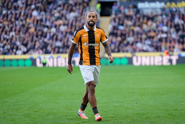 Sorba Thomas of Hull City in action during the Premier League match Hull City vs Everton at MKM Stadium, Hull, United Kingdom on 11 October 2026

(Photo by Maynard Manyowa/News Images)
