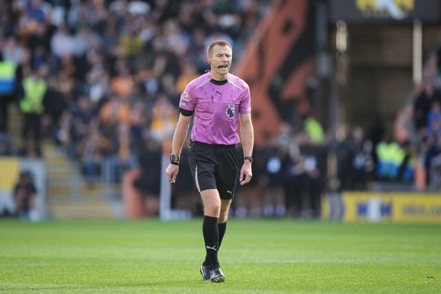 Referee Michael Salisbury during the Premier League match Hull City vs Everton at MKM Stadium, Hull, United Kingdom on 11 October 2026

(Photo by Maynard Manyowa/News Images)