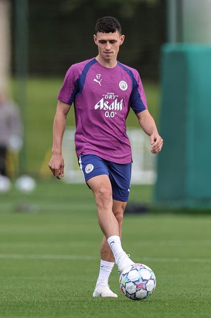 Phil Foden of Manchester City in the training session during the UEFA Champions League press conference and open training Matchday 2 of 8 Manchester City vs Paris Saint-Germain at City Football Academy, Manchester, United Kingdom on 13 October 2026

(Photo by Mark Cosgrove/News Images)