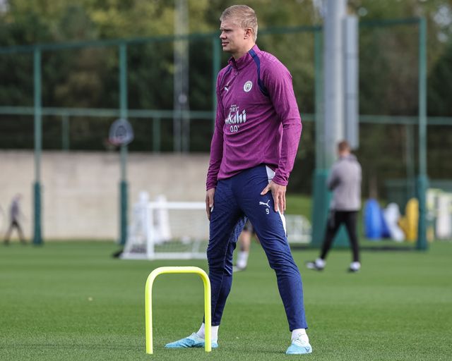 Erling Haaland of Manchester City in the training session during the UEFA Champions League press conference and open training Matchday 2 of 8 Manchester City vs Paris Saint-Germain at City Football Academy, Manchester, United Kingdom on 13 October 2026

(Photo by Mark Cosgrove/News Images)