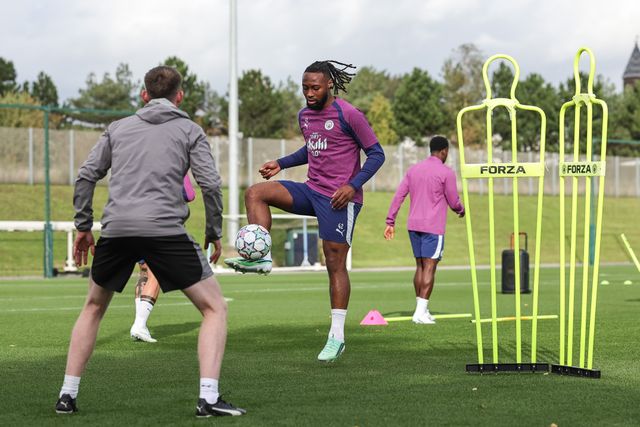 Antoine Semenyo of Manchester City in the training session during the UEFA Champions League press conference and open training Matchday 2 of 8 Manchester City vs Paris Saint-Germain at City Football Academy, Manchester, United Kingdom on 13 October 2026

(Photo by Mark Cosgrove/News Images)