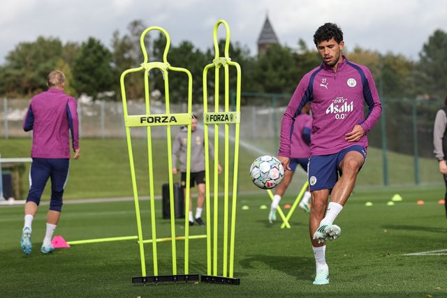 Matheus Nunes of Manchester City in the training session during the UEFA Champions League press conference and open training Matchday 2 of 8 Manchester City vs Paris Saint-Germain at City Football Academy, Manchester, United Kingdom on 13 October 2026

(Photo by Mark Cosgrove/News Images)