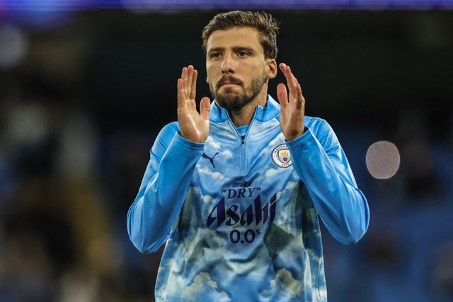 Ruben Dias of Manchester City in the pregame warmup session during the UEFA Champions League Matchday 2 of 8 match Manchester City vs Paris Saint-Germain at City of Manchester Stadium, Manchester, United Kingdom on 14 October 2026

(Photo by Mark Cosgrove/News Images)