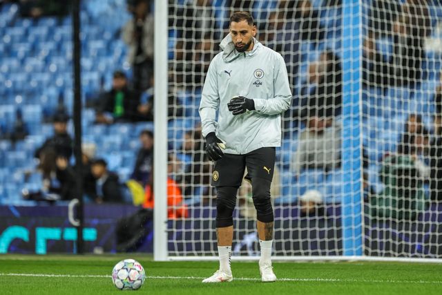 Manchester City goalkeeper Gianluigi Donnarumma in the pregame warmup session during the UEFA Champions League Matchday 2 of 8 match Manchester City vs Paris Saint-Germain at City of Manchester Stadium, Manchester, United Kingdom on 14 October 2026

(Photo by Mark Cosgrove/News Images)