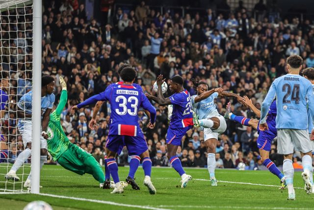 Antoine Semenyo of Manchester City misses a shot on goal during the UEFA Champions League Matchday 2 of 8 match Manchester City vs Paris Saint-Germain at City of Manchester Stadium, Manchester, United Kingdom on 14 October 2026

(Photo by Mark Cosgrove/News Images)