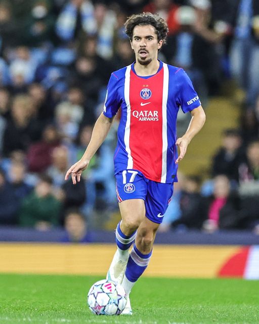 Vitinha of Paris Saint-Germain during the UEFA Champions League Matchday 2 of 8 match Manchester City vs Paris Saint-Germain at City of Manchester Stadium, Manchester, United Kingdom on 14 October 2026

(Photo by Mark Cosgrove/News Images)