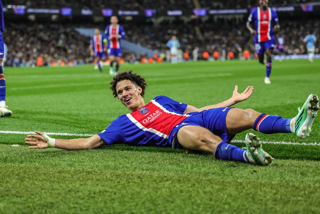 Maghnes Akliouche of Paris Saint-Germain celebrates his goal to make it 1-4 during the UEFA Champions League Matchday 2 of 8 match Manchester City vs Paris Saint-Germain at City of Manchester Stadium, Manchester, United Kingdom on 14 October 2026

(Photo by Mark Cosgrove/News Images)