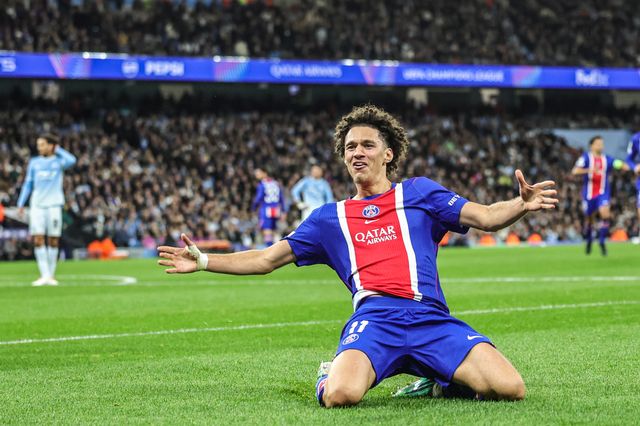 Maghnes Akliouche of Paris Saint-Germain celebrates his goal to make it 1-4 during the UEFA Champions League Matchday 2 of 8 match Manchester City vs Paris Saint-Germain at City of Manchester Stadium, Manchester, United Kingdom on 14 October 2026

(Photo by Mark Cosgrove/News Images)