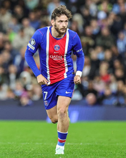 Khvicha Kvaratskhelia of Paris Saint-Germain during the UEFA Champions League Matchday 2 of 8 match Manchester City vs Paris Saint-Germain at City of Manchester Stadium, Manchester, United Kingdom on 14 October 2026

(Photo by Mark Cosgrove/News Images)