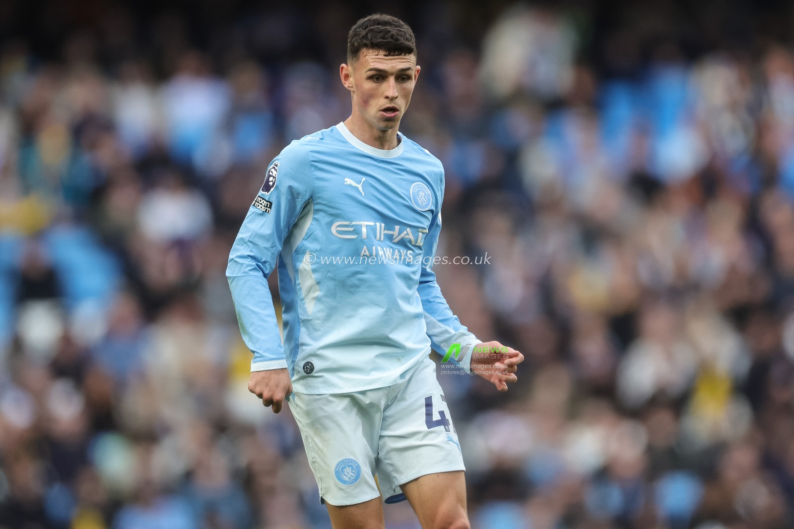 Phil Foden of Manchester City during the Premier League match Manchester City vs Ipswich Town at Etihad Stadium, Manchester, United Kingdom on 17 October 2026

(Photo by Mark Cosgrove/News Images)