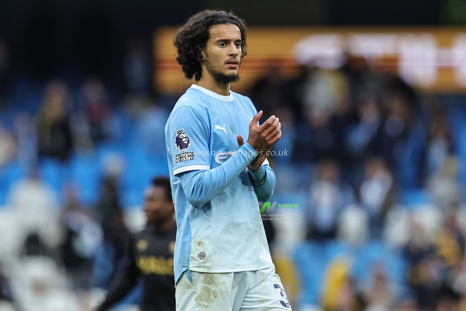 Ayyoub Bouaddi of Manchester City applauds the fans during the Premier League match Manchester City vs Ipswich Town at Etihad Stadium, Manchester, United Kingdom on 17 October 2026

(Photo by Mark Cosgrove/News Images)
