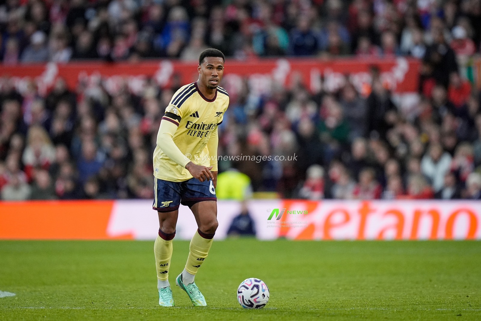 Gabriel of Arsenal in action during the Premier League match Nottingham Forest vs Arsenal at City Ground, Nottingham, United Kingdom on 18 October 2026

(Photo by Maynard Manyowa/News Images)
