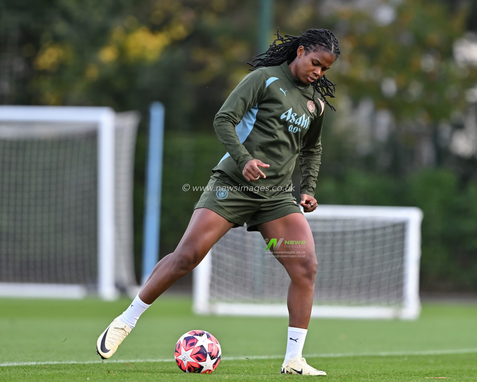 Khadija Shaw of Manchester City Women during Manchester City Women Champions league open training session at Joie Stadium, Manchester, United Kingdom, 8th October 2024

(Photo by Cody Froggatt/News Images)