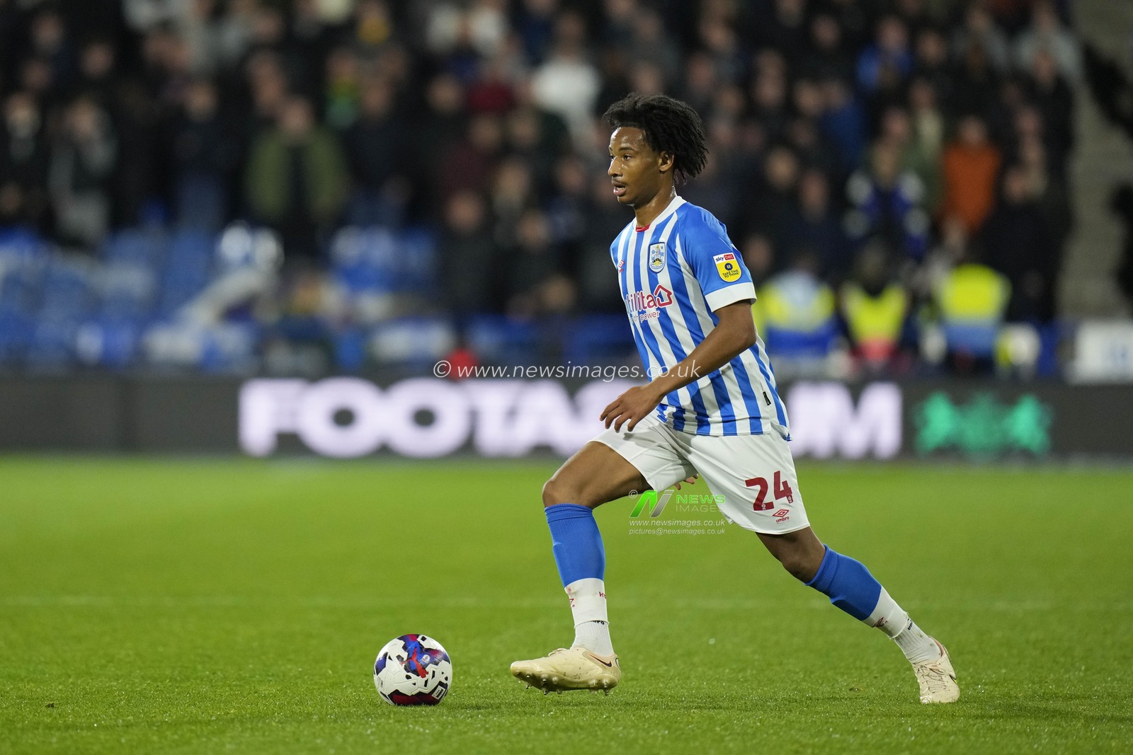 Etienne Camara #24 of Huddersfield Town during the Sky Bet Championship match Huddersfield Town vs Preston North End at John Smith's Stadium, Huddersfield, United Kingdom, 18th October 2022

(Photo by Steve Flynn/News Images)