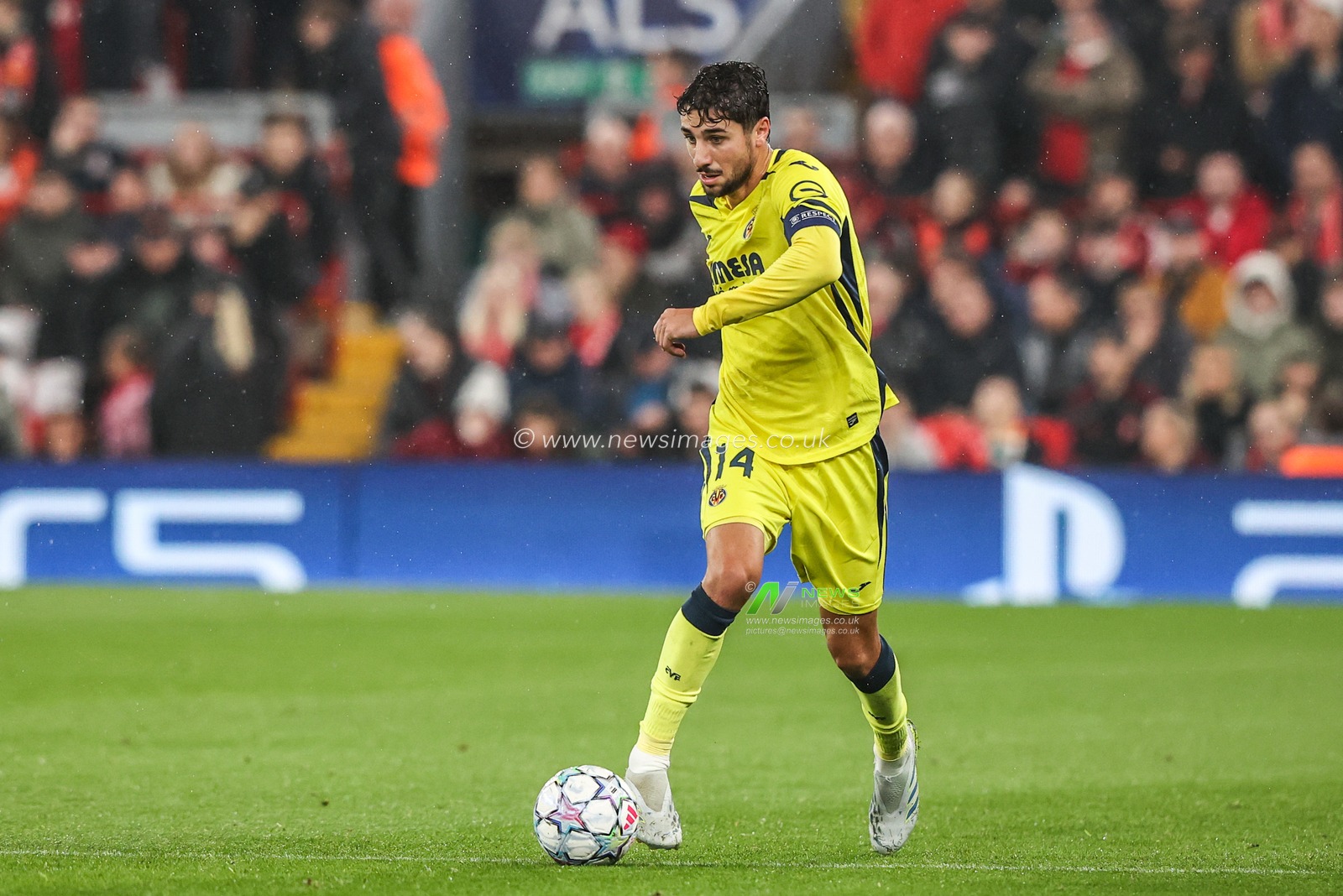 UEFA Champions League Matchday 3 of 8 Liverpool v Villarreal